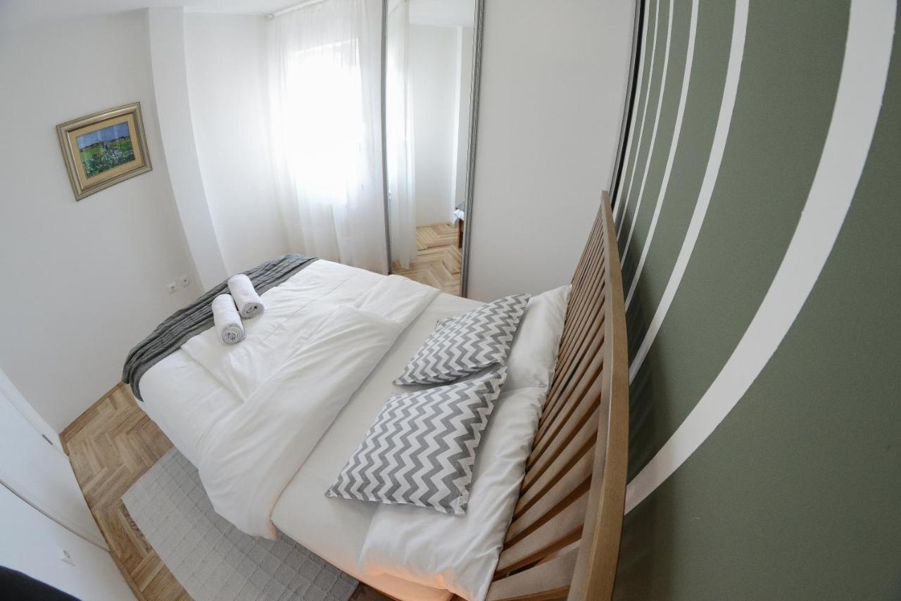 Apartment Dobraya Grey ノヴィ・サド エクステリア 写真
