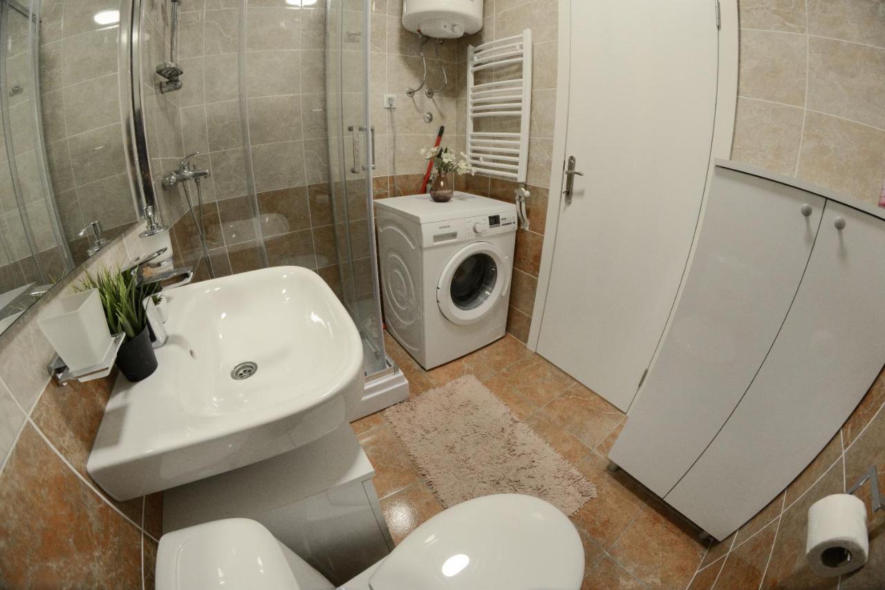 Apartment Dobraya Grey ノヴィ・サド エクステリア 写真